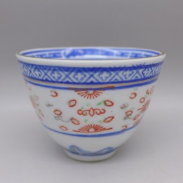 Jingdezhen Vintage Tea Cup "Rice Grain Pattern" with colored decoration 65cc