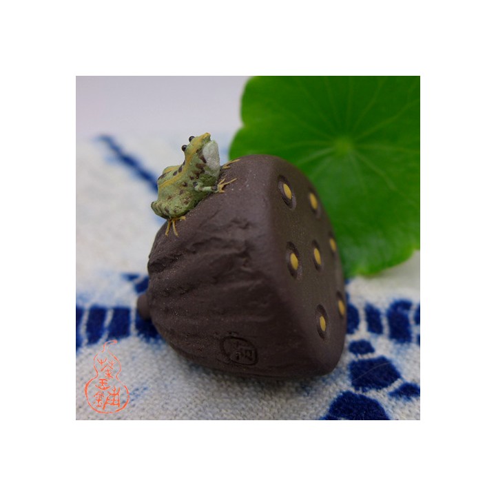 Zisha Clay Tea Pet "Frog and lotus"