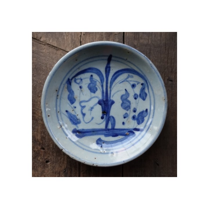 Vintage high grade Blue-and-white Plate "Flower Basket"
