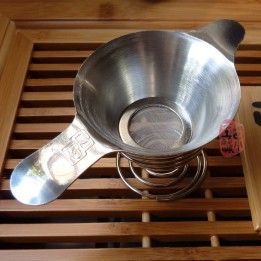 Stainless Steel Tea Strainer With Stand