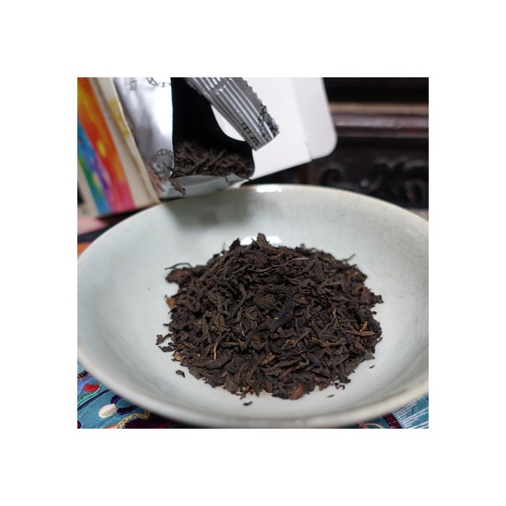 2017 China Tea Brand "Eight Views of Wuzhou" 8331 Liubao Tea 100g