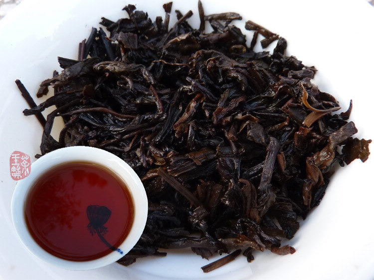 2005 "Three Cranes" Brand 75012 Liubao Tea 2005 "Three Cranes" Brand 75012 Liubao Tea