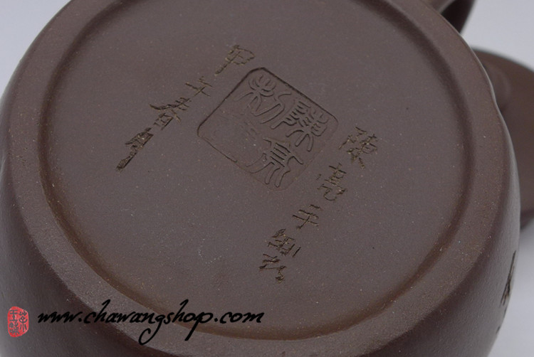 Zi Ni Clay "Si Ban Gua Leng" Teapot 155cc Zi Ni Clay "Si Ban Gua Leng" Teapot 155cc