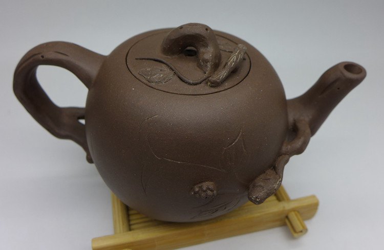 1990s Factory 2 Zini Squirrels and grapes Pot 150cc 1990s Factory 2 Zini Squirrels and grapes Pot 150cc