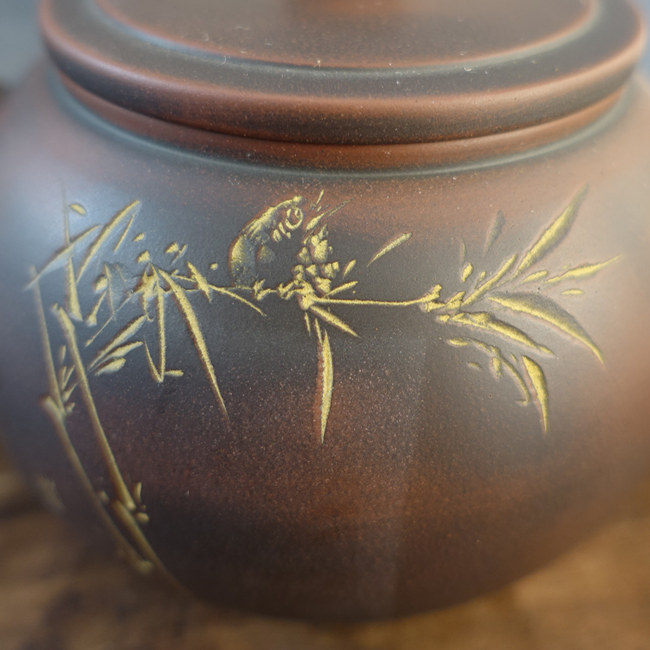 Nixing Teapot "Bird and bamboo" 200cc Nixing Teapot "Bird and bamboo" 200cc