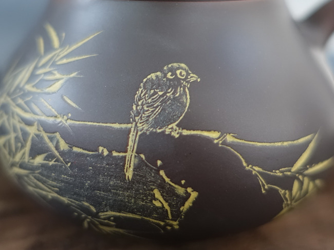 Nixing Pear shaped Teapot "Bird and bamboo" 165ml Nixing Pear shaped Teapot "Bird and bamboo" 165ml