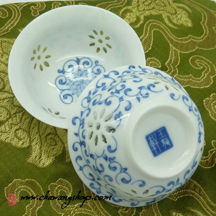Porcelain White Cups With Chrysanthemum decor 50cc (Set of 2)