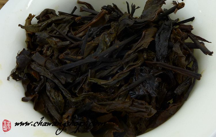 2004 Guangxi Heishi Traditional Ye Sheng Liubao Tea 50g