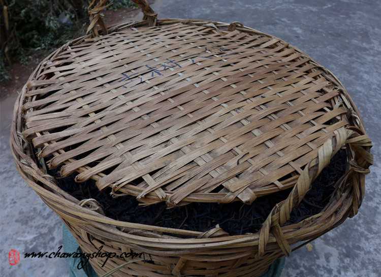 2008 Traditional Raw Liubao In Bamboo Basket - 100g Sample