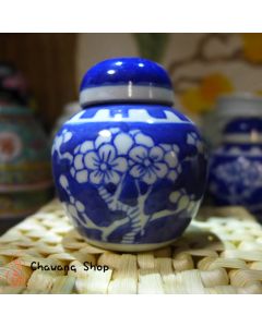 Jingdezhen Vintage Hand-painted Tea Caddy "blue-and-white ice plum"