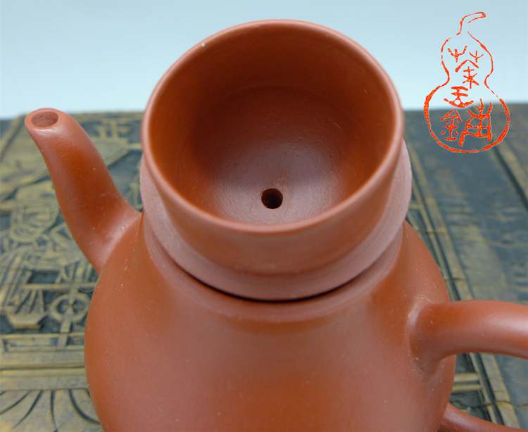 Hong Ni "Si Ting" Teapot 70cc Hong Ni "Si Ting" Teapot 70cc